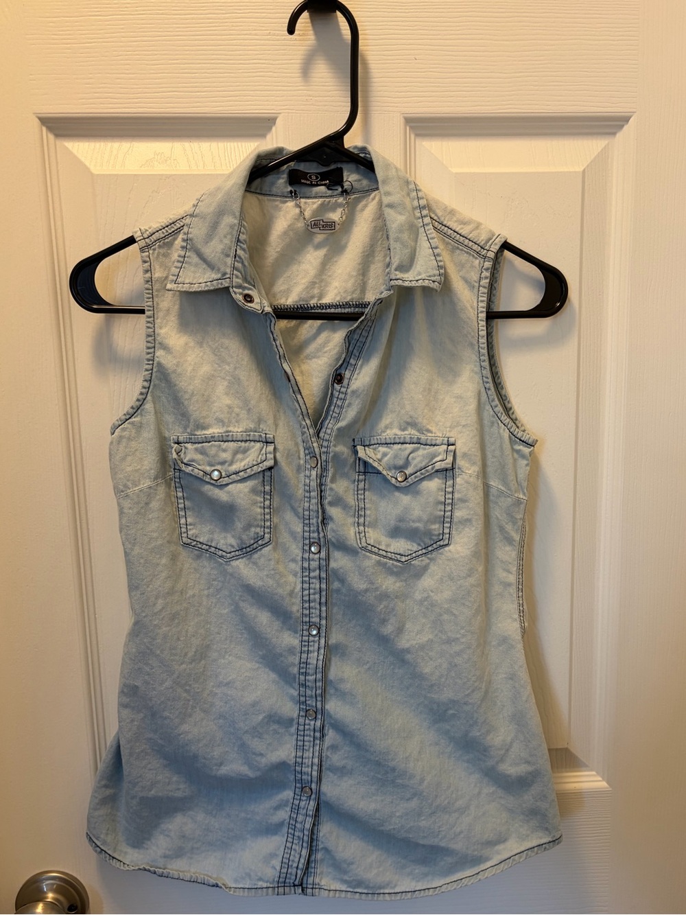 Light Blue Sleeveless Faux Denim Button-Down Shirt - Women
